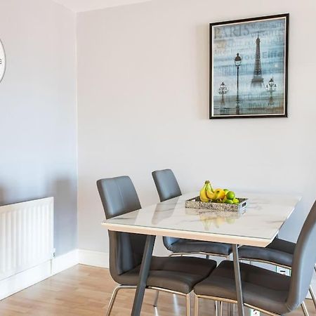 Апартаменты 5* Ultra Luxury, Great Views, Underground Parking Белфаст Экстерьер фото
